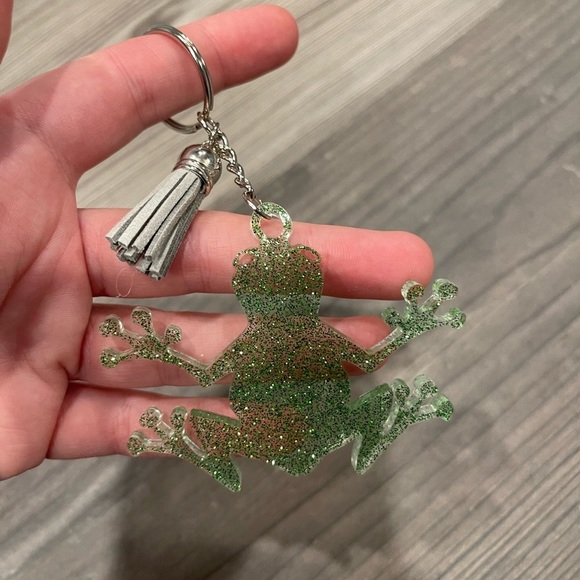 🎉🎉2x HP🎉🎉 Handmade Frog Keychain - Picture 2 of 6